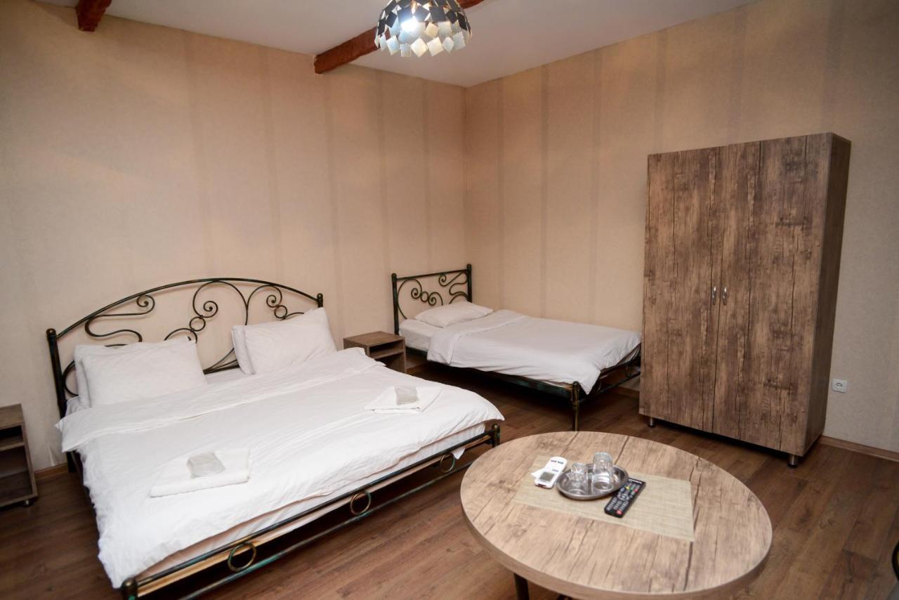 Hotel Ragnar Tiflis Dış mekan fotoğraf