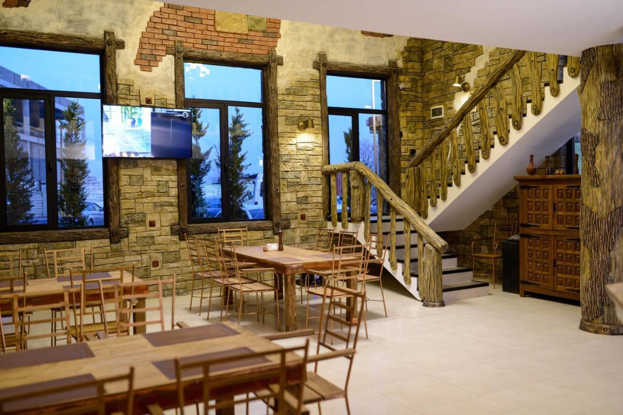 Hotel Ragnar Tiflis Dış mekan fotoğraf